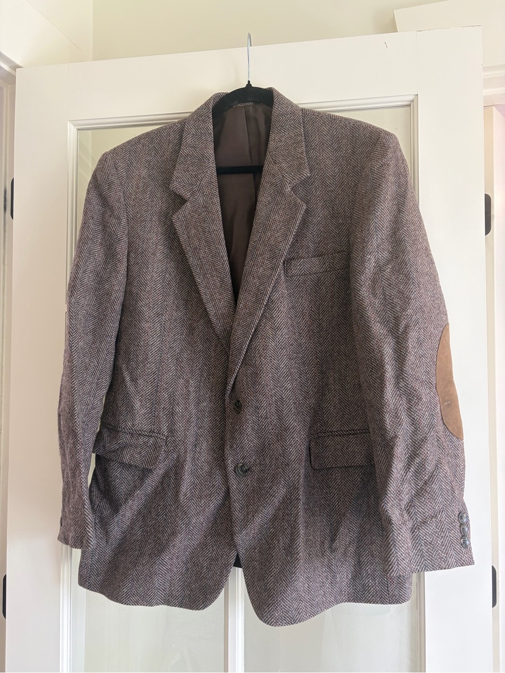 Haggar Brown Herringbone Sport Coat with Tan Elbow Patches